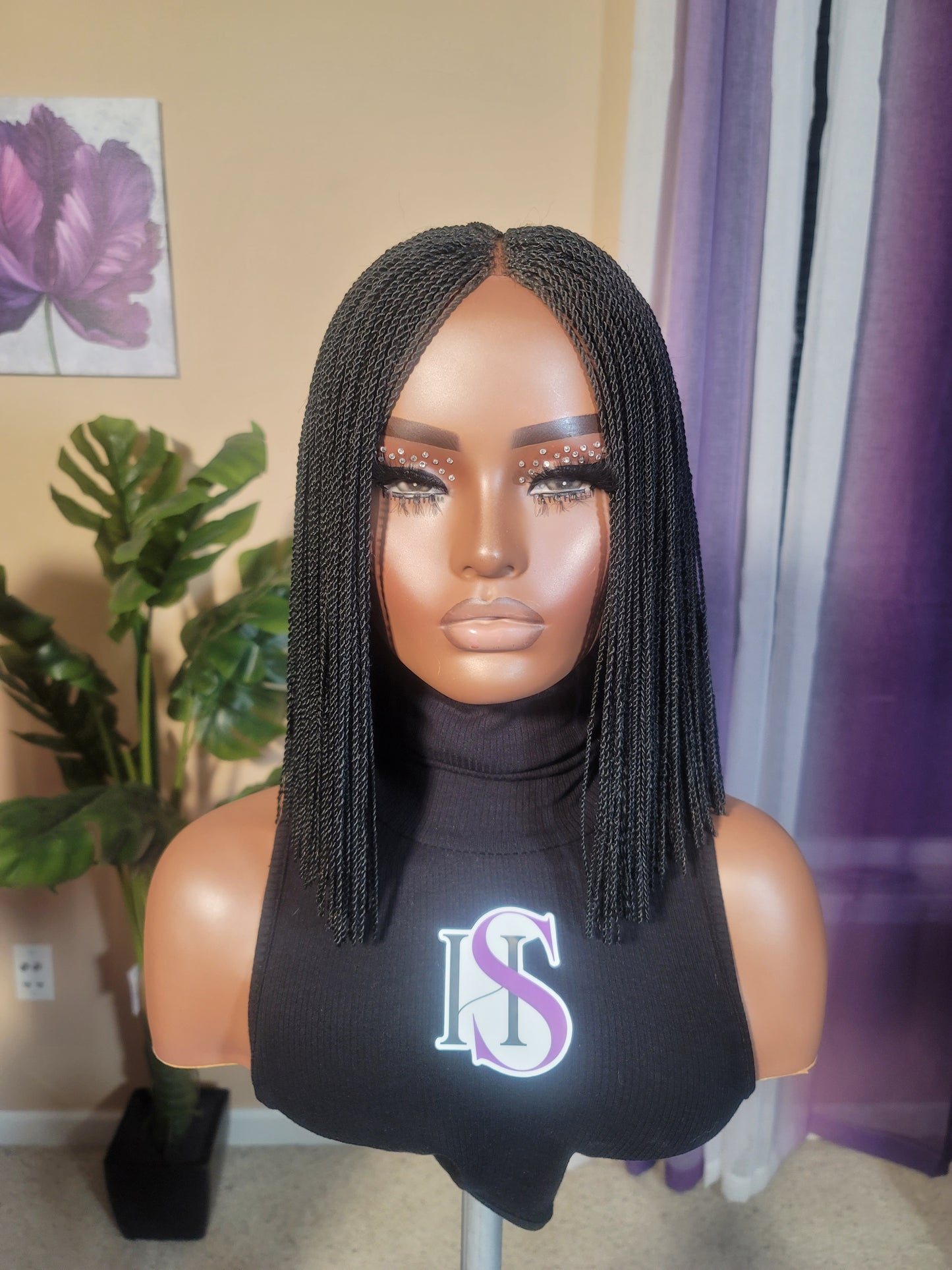 PATRA | Middle Part Microtwist Bob | PRE-ORDER