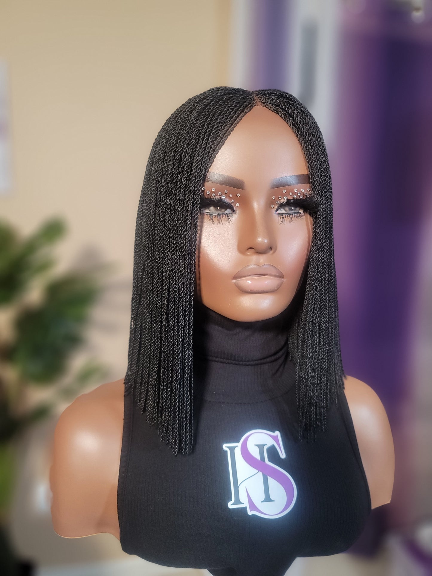 PATRA | Middle Part Microtwist Bob | PRE-ORDER