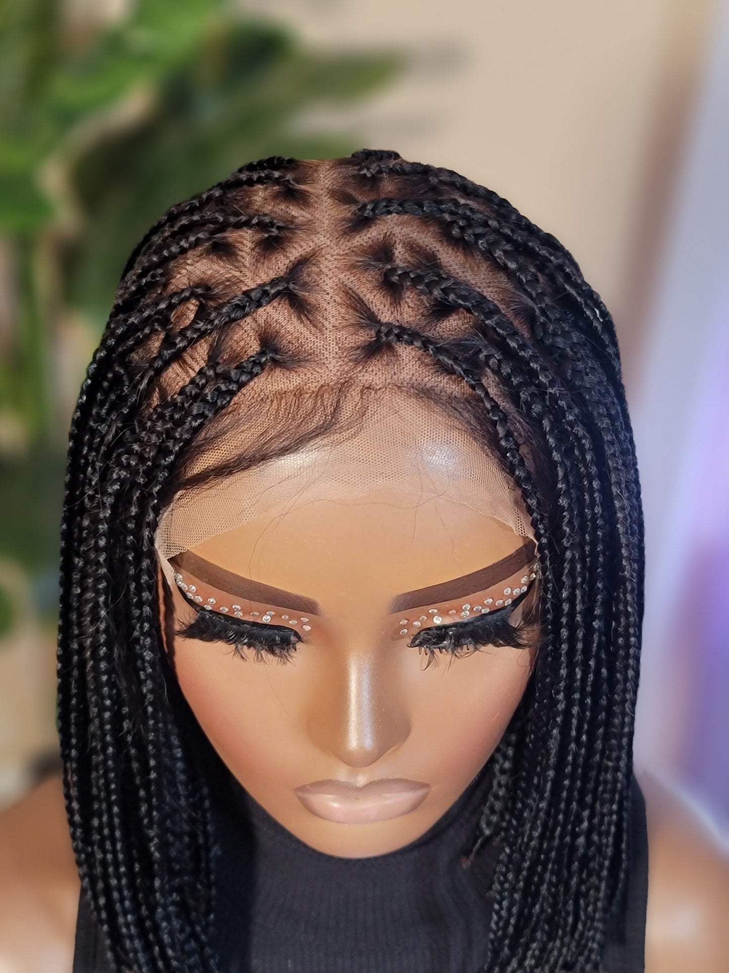 KAYLEE (BLACK) | SMed Knotless Triangle Bob | 7x7 CLOSURE (Ready to Ship)