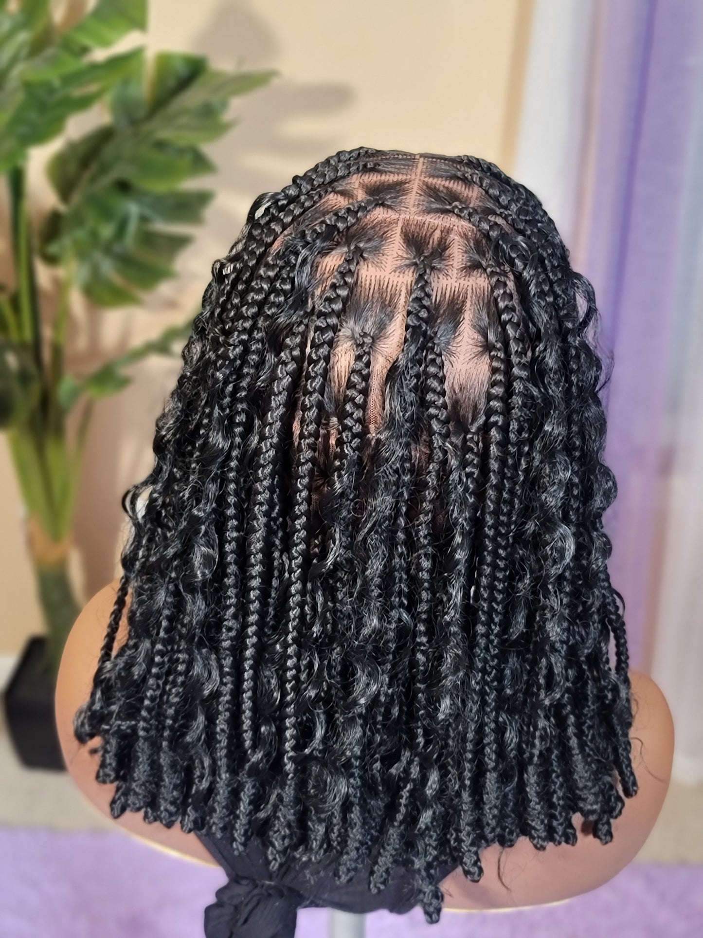 CoCo | Knotted Tips Knotless Bob | PRE-ORDER